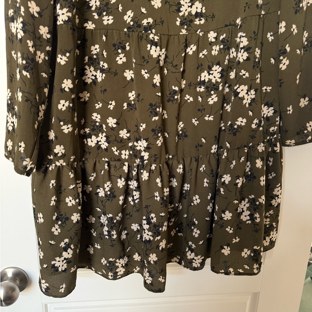 ASOS Womens Olive Green and White Floral Long Sleeve Midi Dress - Picture 7 of 9